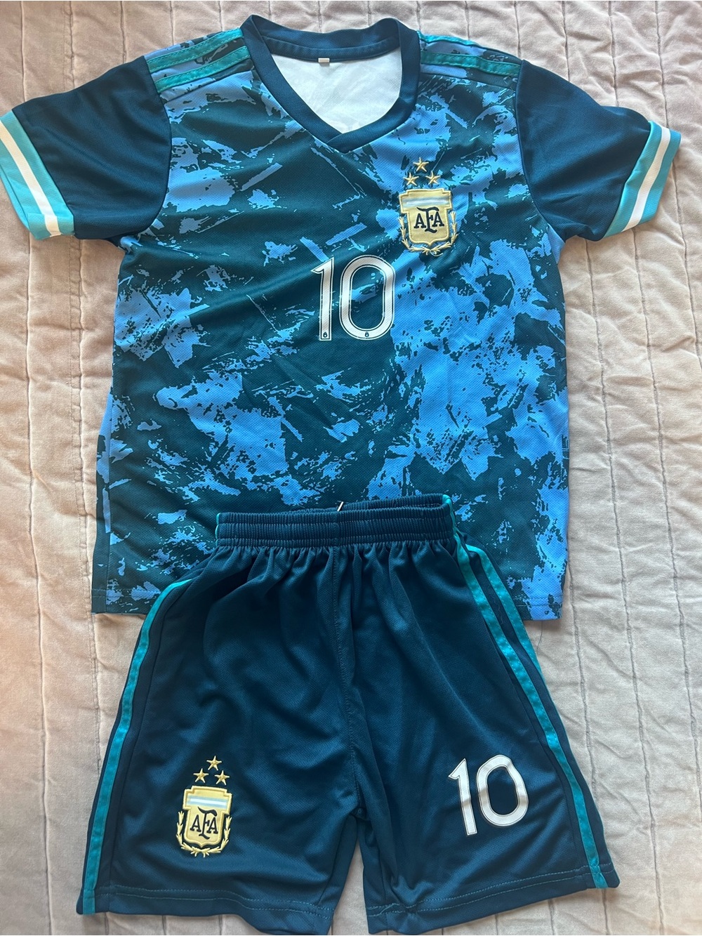 Argentina Kids' #10 Blue Soccer Jersey and Shorts Set MESSI
